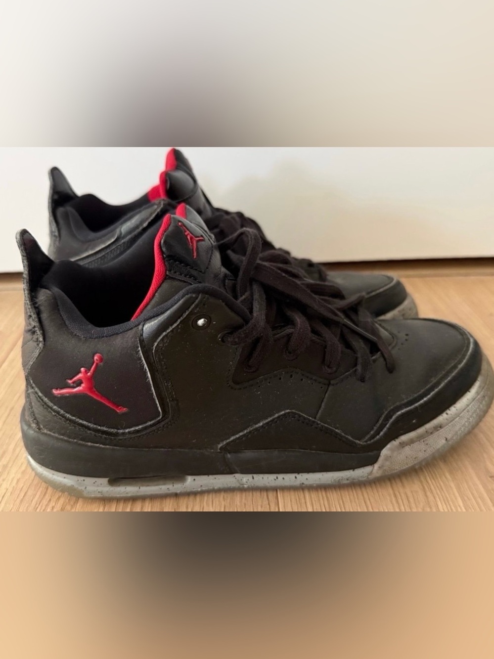 Nike Jordan Courtside 23 sz 7Y